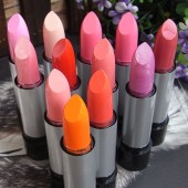 Rouge A Levres Glossy Finish Cremeux Lip...